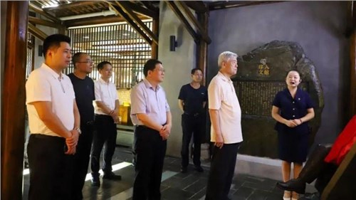 原國務院參事、國家制造強國建設戰(zhàn)略咨詢委員會委員張綱一行來集團白沙溪茶廠考察調(diào)研